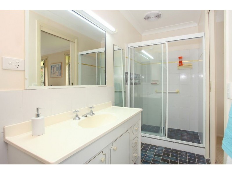 22 Glenmore Drive, Ashmore QLD 4214