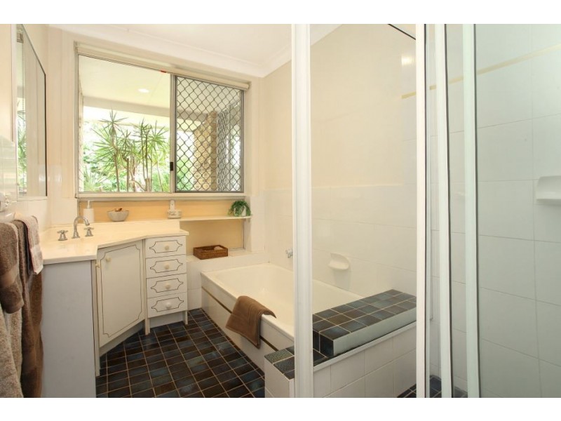 22 Glenmore Drive, Ashmore QLD 4214