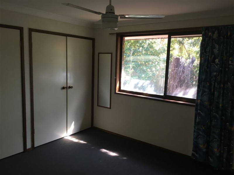 26 Crinum Crescent, Southport QLD 4215