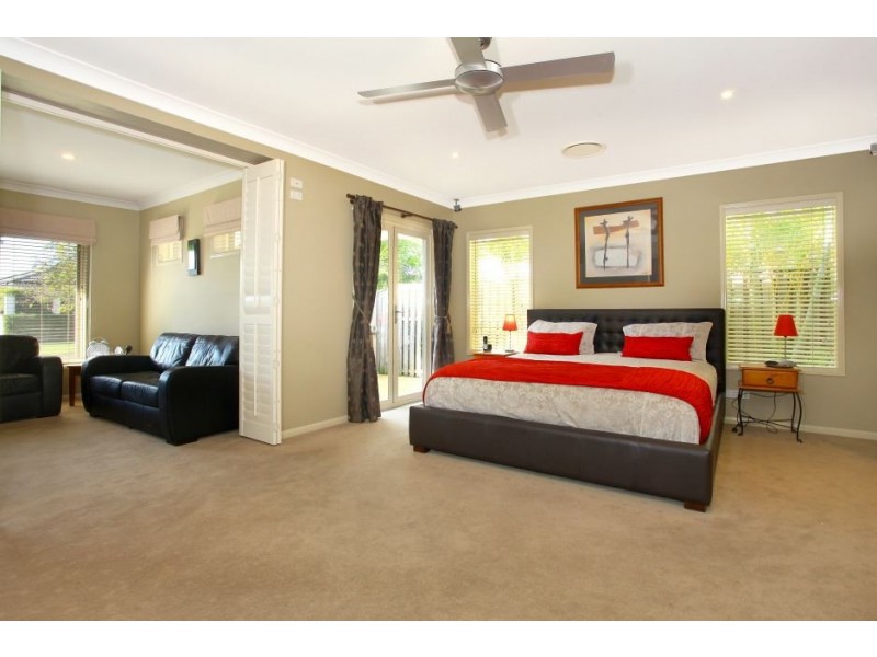 3 St Maarten Crescent, Oxenford QLD 4210