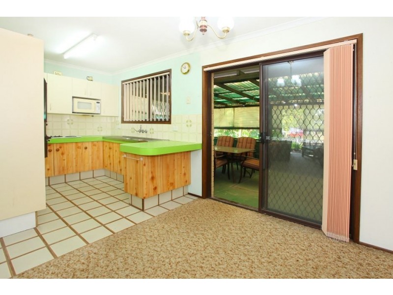 36 Warana Avenue, Southport QLD 4215