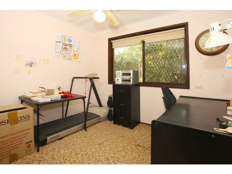 36 Warana Avenue, Southport QLD 4215