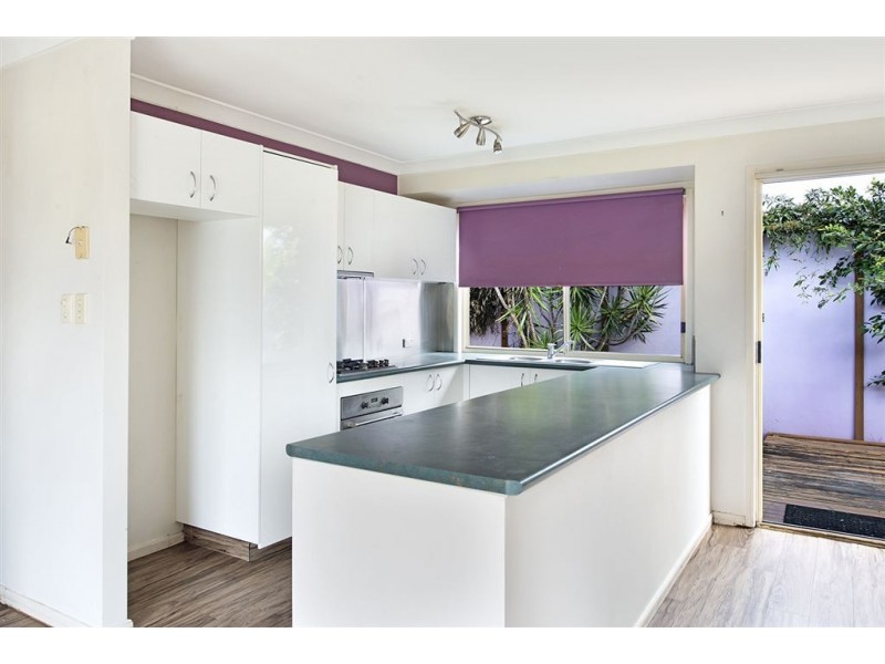 1/10 Crystal Reef Drive, Coombabah QLD 4216