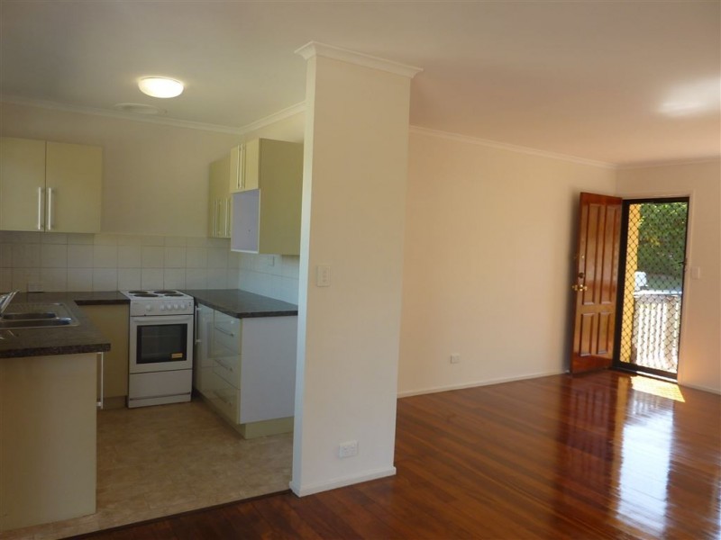 13 Kathleen Avenue, Southport QLD 4215