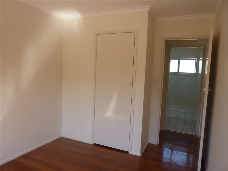 13 Kathleen Avenue, Southport QLD 4215