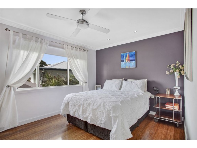 2/3 Tuesley Court, Southport QLD 4215