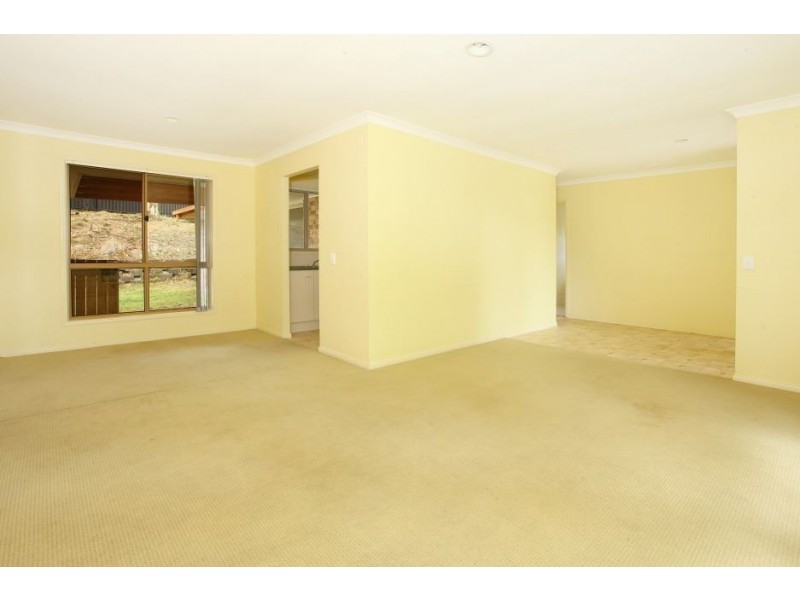 21 Floyd Court, Parkwood QLD 4214