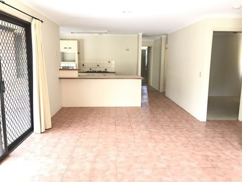 96 Pappas Way, Carrara QLD 4211