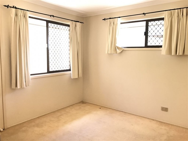 96 Pappas Way, Carrara QLD 4211