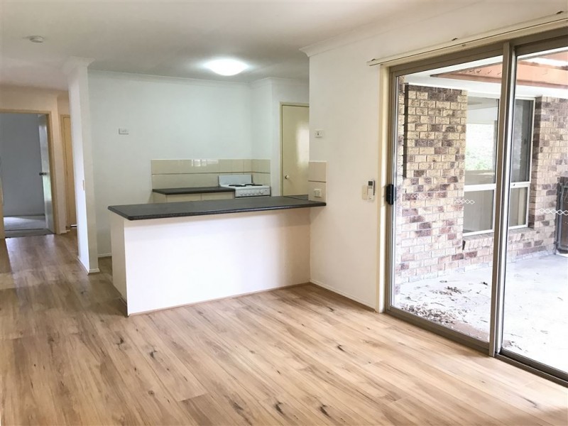 21 Floyd Court, Parkwood QLD 4214