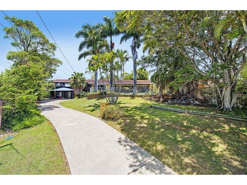7 Penamber Court, Benowa QLD 4217