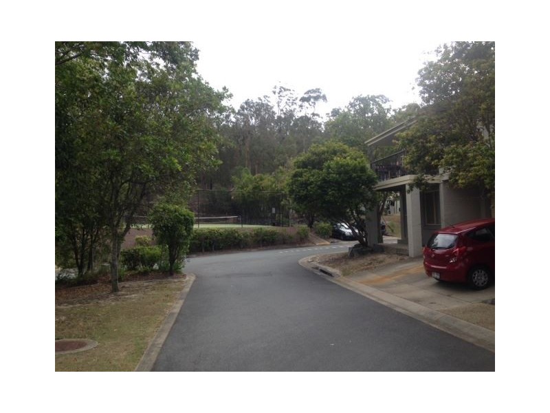 19/3 Arundel Drive, Arundel QLD 4214