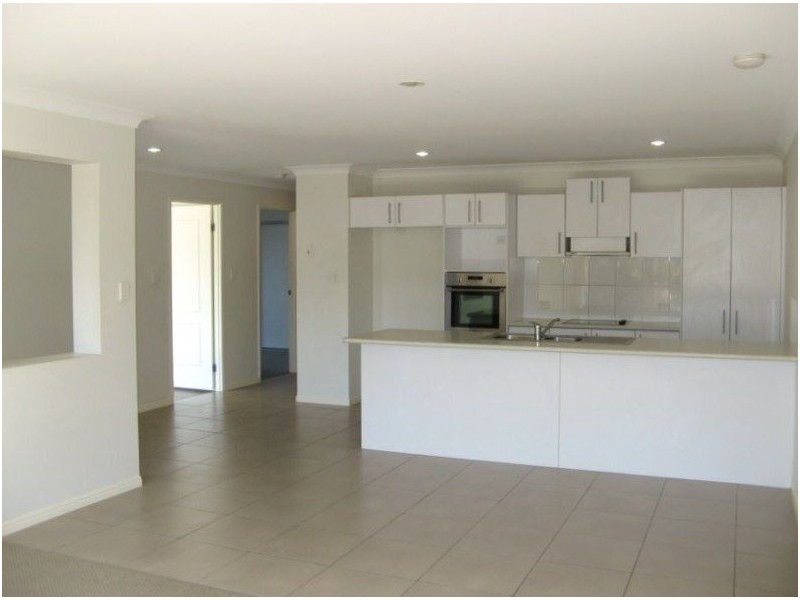 1/24 Deepak Drive, Pimpama QLD 4209