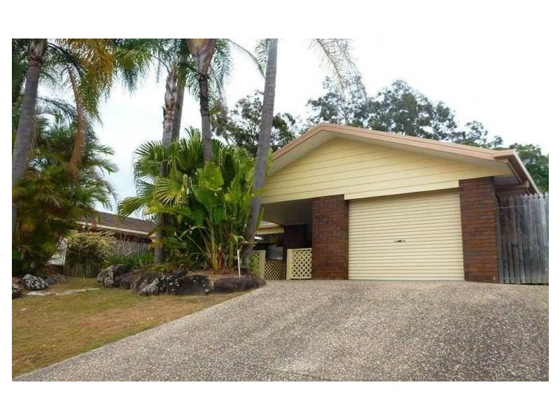 16 San Mateo Boulevard, Ashmore QLD 4214