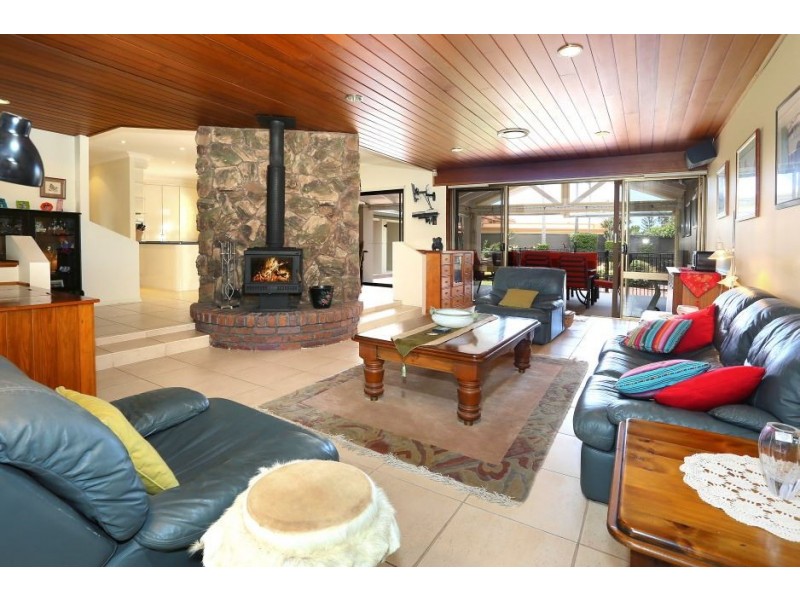 202 Cotlew Street, Ashmore QLD 4214