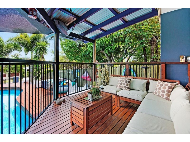 26 Eileen Avenue, Southport QLD 4215