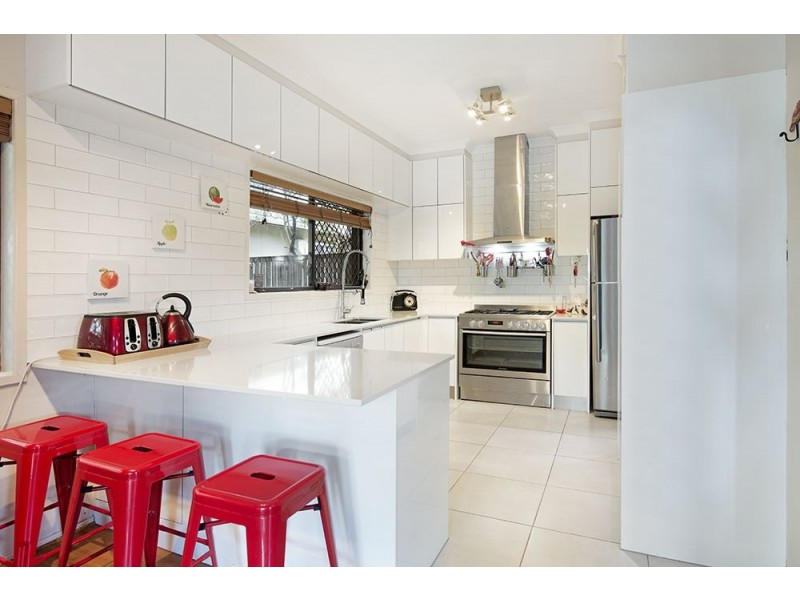 26 Eileen Avenue, Southport QLD 4215