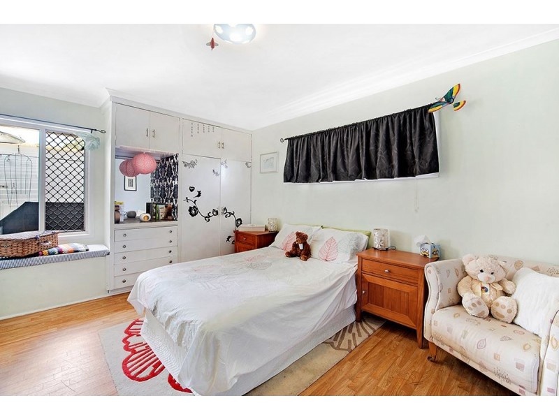 26 Eileen Avenue, Southport QLD 4215