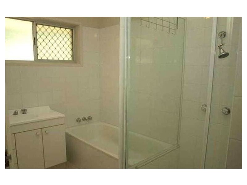 7 Tumbarumba Avenue, Ashmore QLD 4214