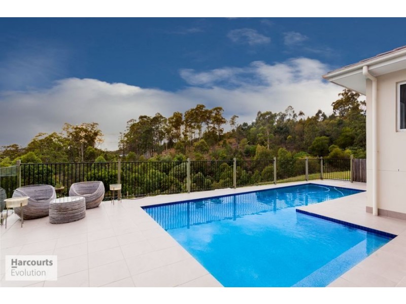 23 Diamantina Cct, Pacific Pines QLD 4211