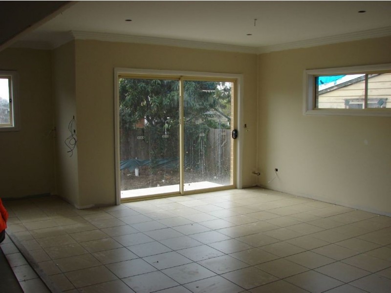 71 Woodville Road, Granville NSW 2142