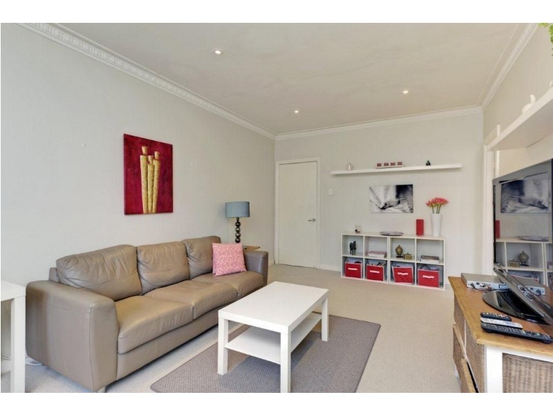 25 Walker St, Coorparoo QLD 4151