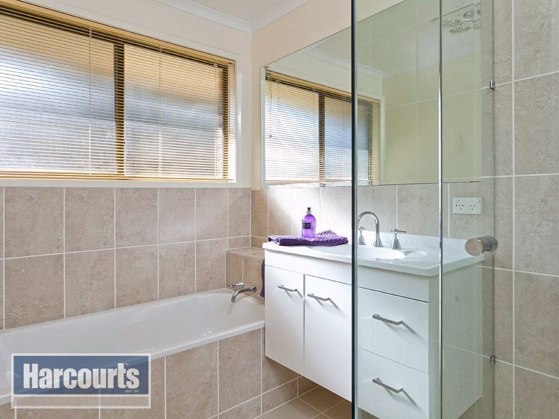 6 Belclare Street, The Gap QLD 4061