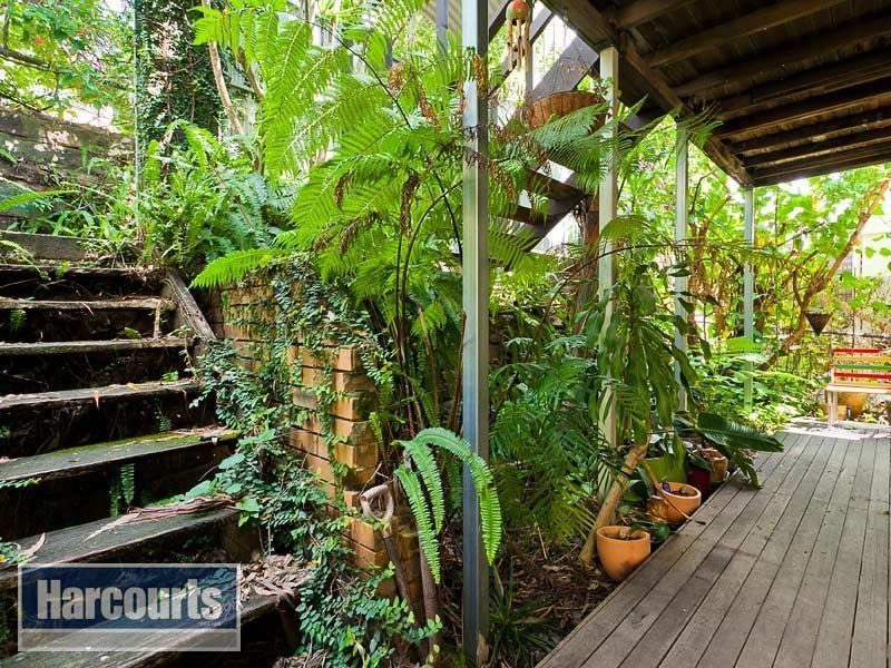 11 Confederate St, Red Hill QLD 4059