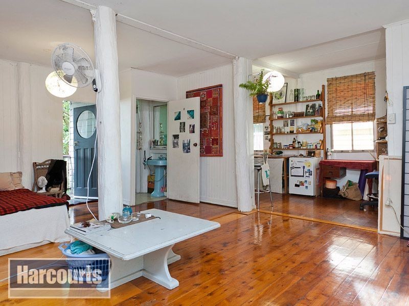 11 Confederate St, Red Hill QLD 4059