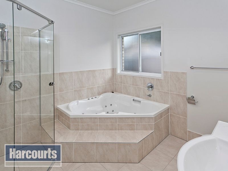 1a Epacras Street, Windsor QLD 4030