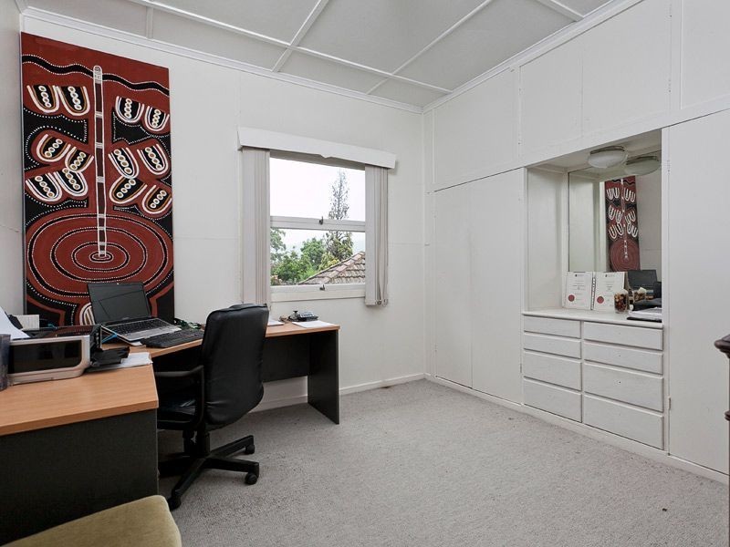 2 Mareeba Road, Ashgrove QLD 4060