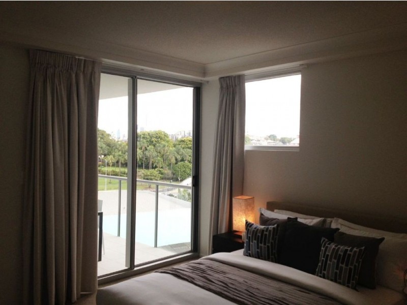 32 Agnes Street, Albion QLD 4010