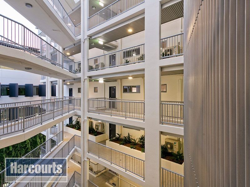 124/23 Robinson Place, Kelvin Grove QLD 4059