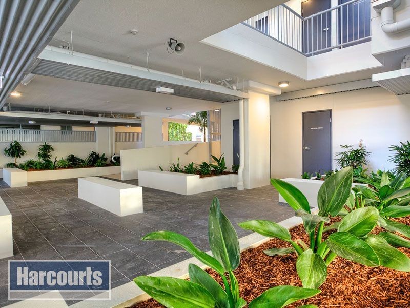 124/23 Robinson Place, Kelvin Grove QLD 4059