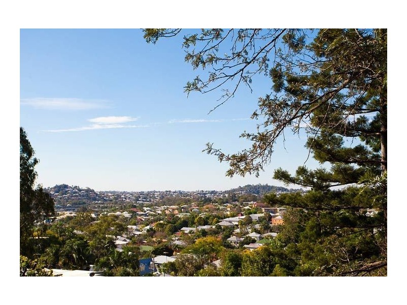 41 Windsor Rd, Red Hill QLD 4059
