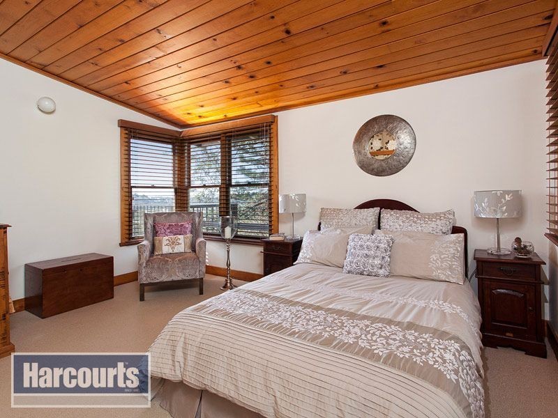 41 Windsor Rd, Red Hill QLD 4059
