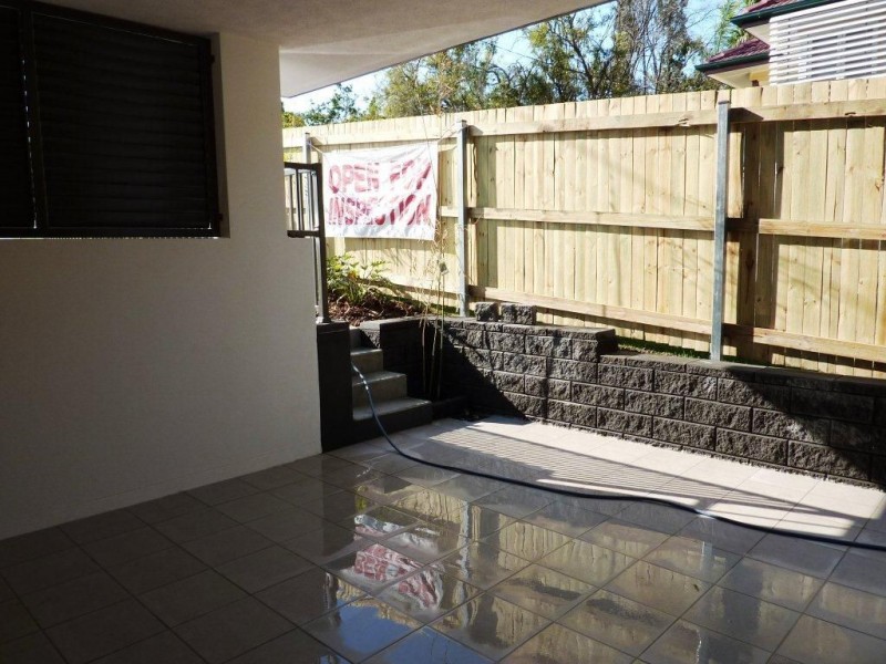 1/27 Steele Street, Holland Park QLD 4121