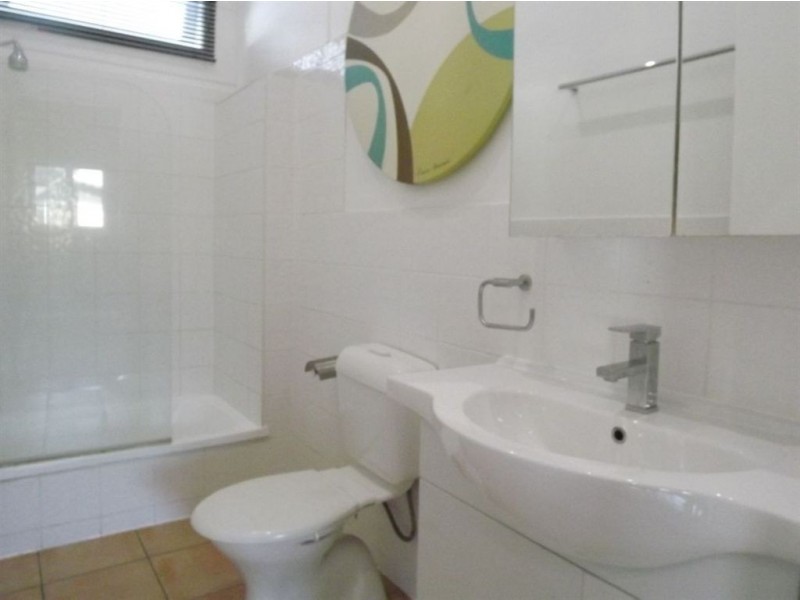 4 Murrell Street, Newmarket QLD 4051