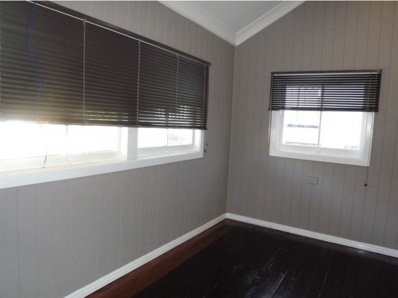 4 Murrell Street, Newmarket QLD 4051