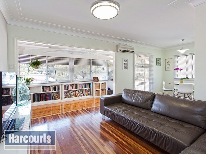 16 Simla Ave, Geebung QLD 4034