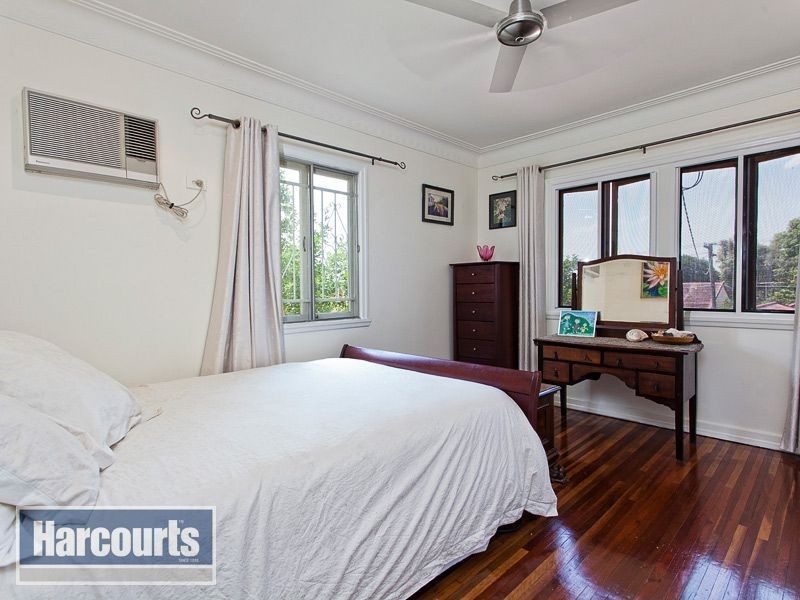 16 Simla Ave, Geebung QLD 4034