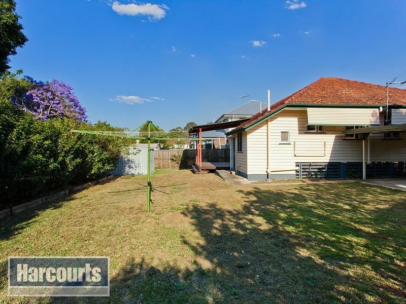 36 Farrell St, Ashgrove QLD 4060