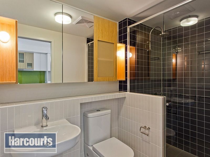 1103/72 Victoria Park Rd, Kelvin Grove QLD 4059