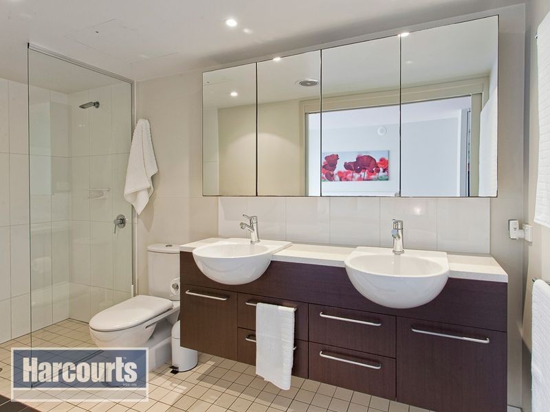 1806/41 Blamey St, Kelvin Grove QLD 4059