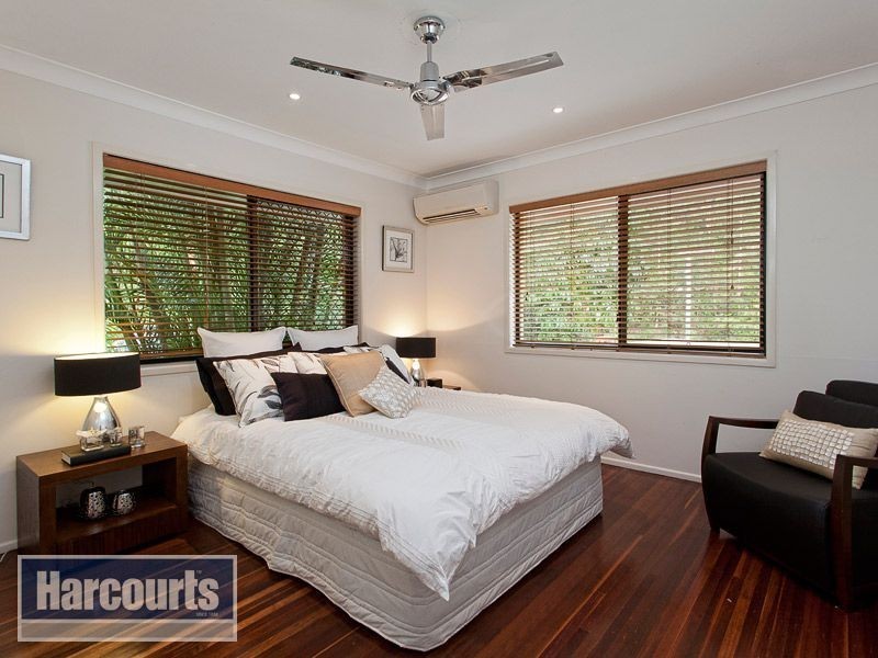 33 Kadina St, The Gap QLD 4061