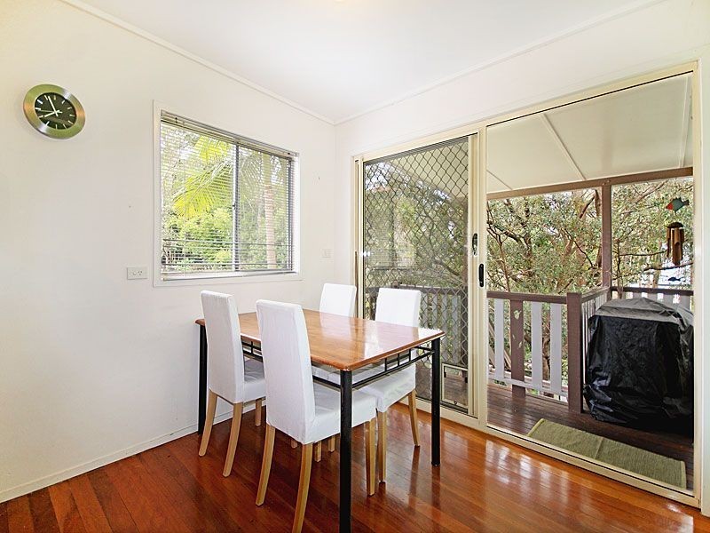 18 Kirri St, The Gap QLD 4061