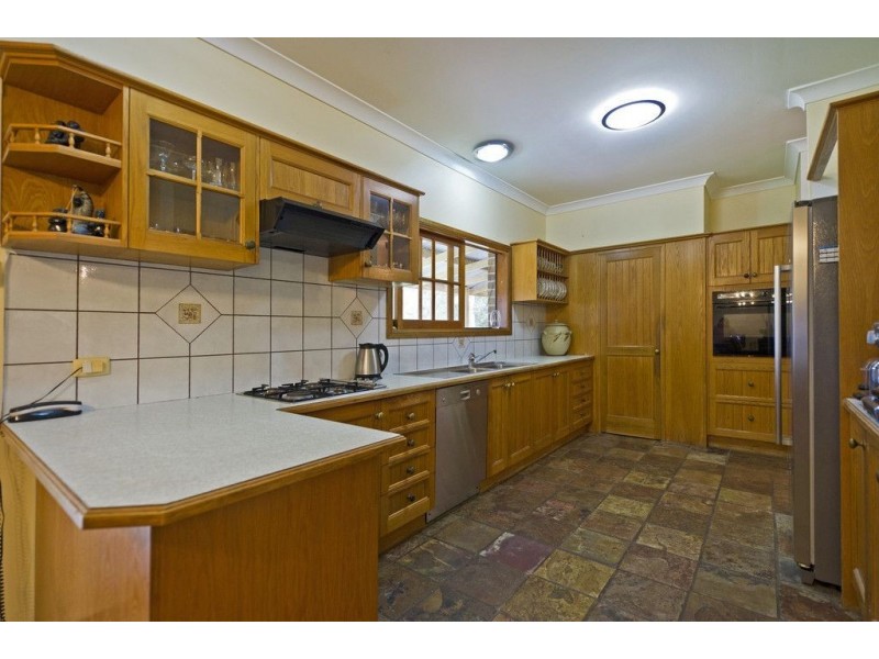 112 Naylor Drive, Tamborine QLD 4270