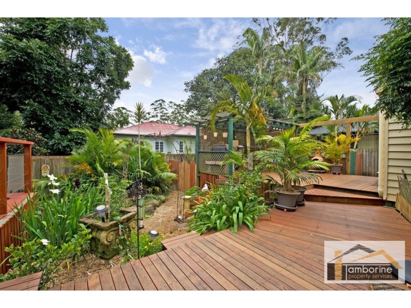 8 Wongawallan Road, Tamborine Mountain QLD 4272