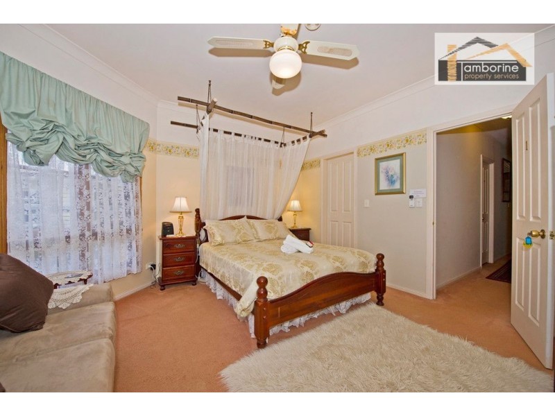 8 Wongawallan Road, Tamborine Mountain QLD 4272