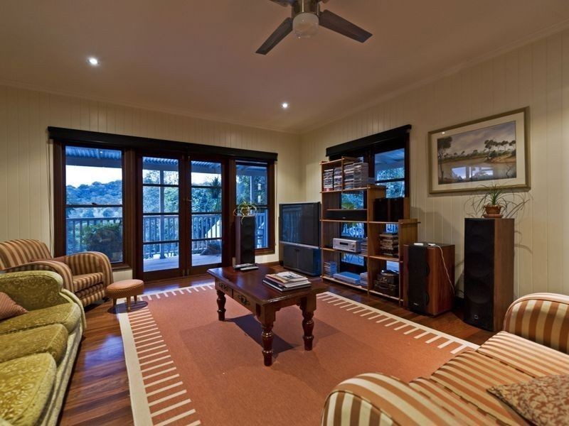 42 Shaws Pocket Road, Cedar Creek QLD 4207
